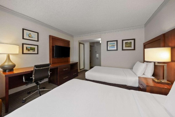Comfort Inn By The Bay image 30